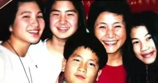 成龙郑佩佩最新爆料,幕后故事与心路历程大公开